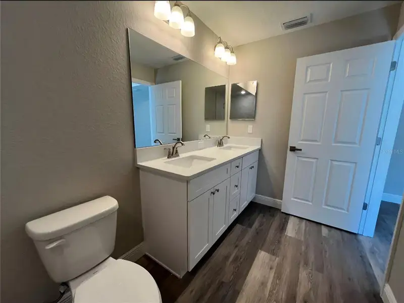 Furnished interior view inside a new home in , Belleview (Image 5).