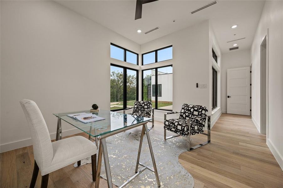Furnished interior view inside a new home in , Southlake (Image 11).