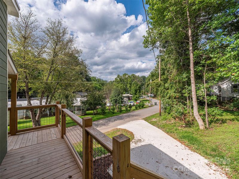 Image 21 of a home in .