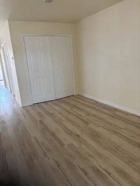 Spacious, unfurnished interior of a new home in , Itasca (Image 4).
