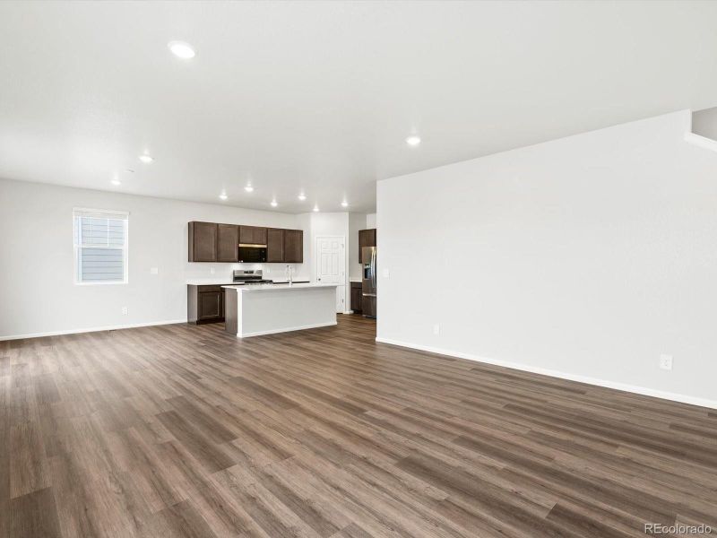 Spacious, unfurnished interior of a new home in Buffalo Highlands: The Flora Collection, Commerce City (Image 20).