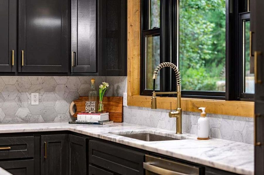 Furnished interior view inside a new home in , McCaysville (Image 40).