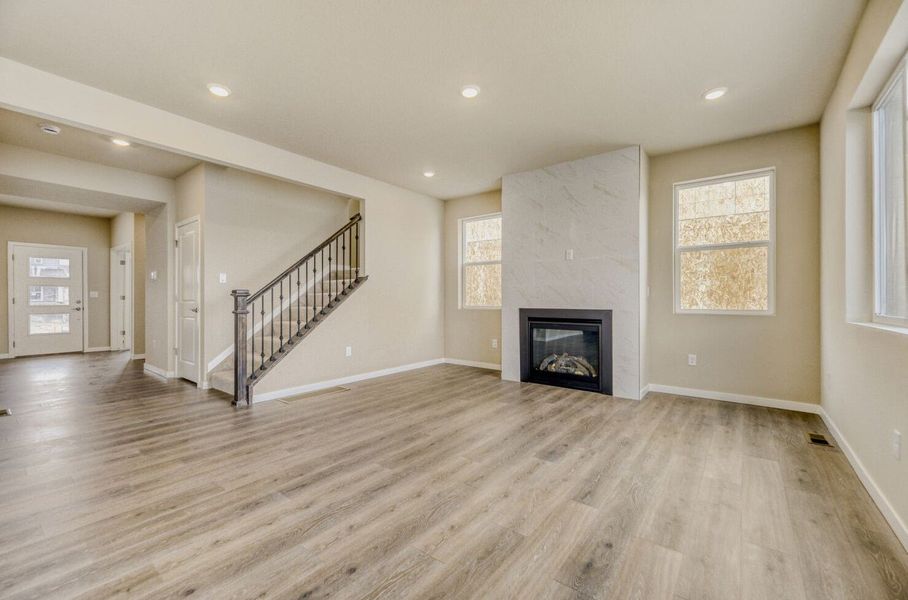 New Home in Parker, CO.  - Slide 4