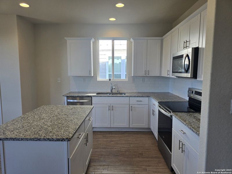 Furnished interior view inside a new home in Davis Ranch, San Antonio (Image 5).