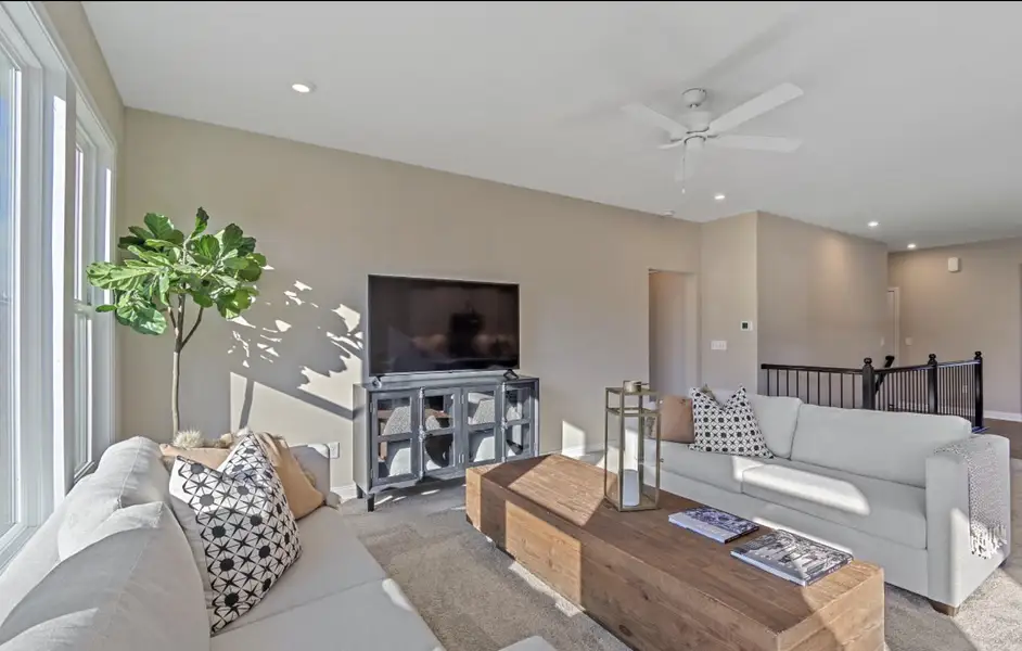 Representative furnished interior of a home built from the Edenton by Fischer Homes in Savannah Lakes, Hiram (Image 12).