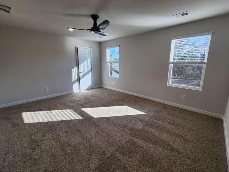 Spacious, unfurnished interior of a new home in Southern Hills, McDonough (Image 32).