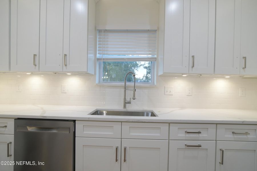 Image 35 of a home in .