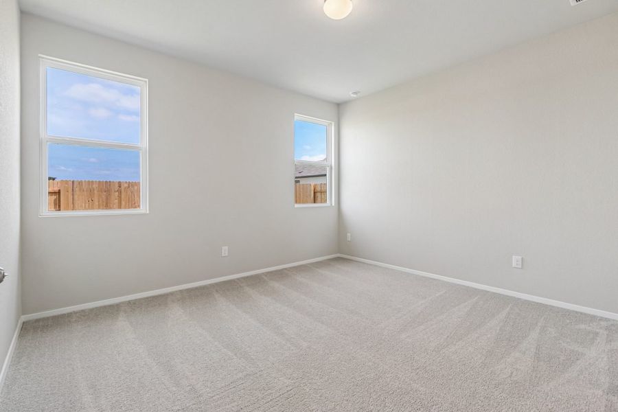 Spacious, unfurnished interior of a new home in Cascade, Liberty Hill (Image 16).