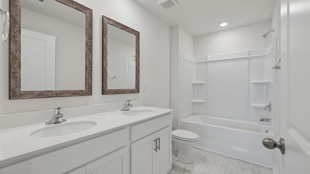 Furnished interior view inside a new home in Cloverdale Hills, Piedmont (Image 9).
