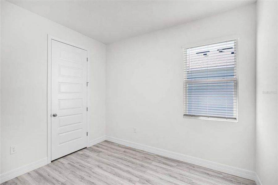 Spacious, unfurnished interior of a new home in , Lakeland (Image 23).