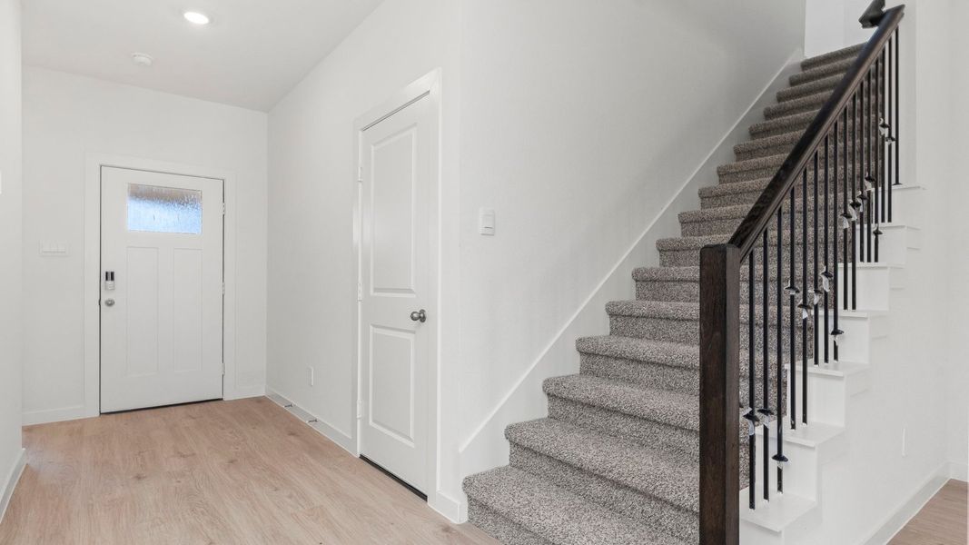 Spacious, unfurnished interior of a new home in Tamarron, Fulshear (Image 47). Spacious, unfurnished interior of a new home in Tamarron, Fulshear (Image 47).