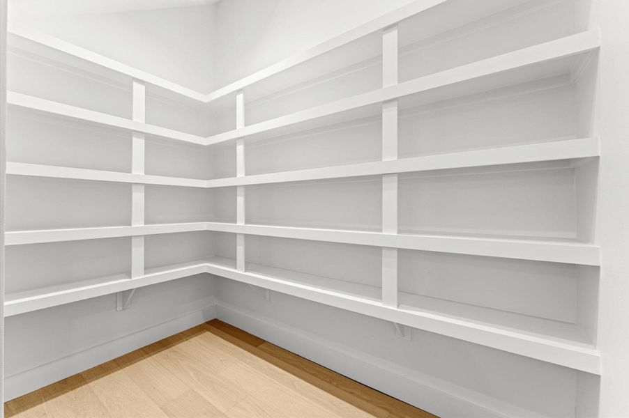 Spacious, unfurnished interior of a new home in , Houston (Image 22).