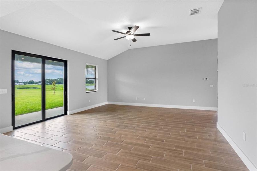 Spacious, unfurnished interior of a new home in Lake Gallagher Estates, Dover (Image 7).