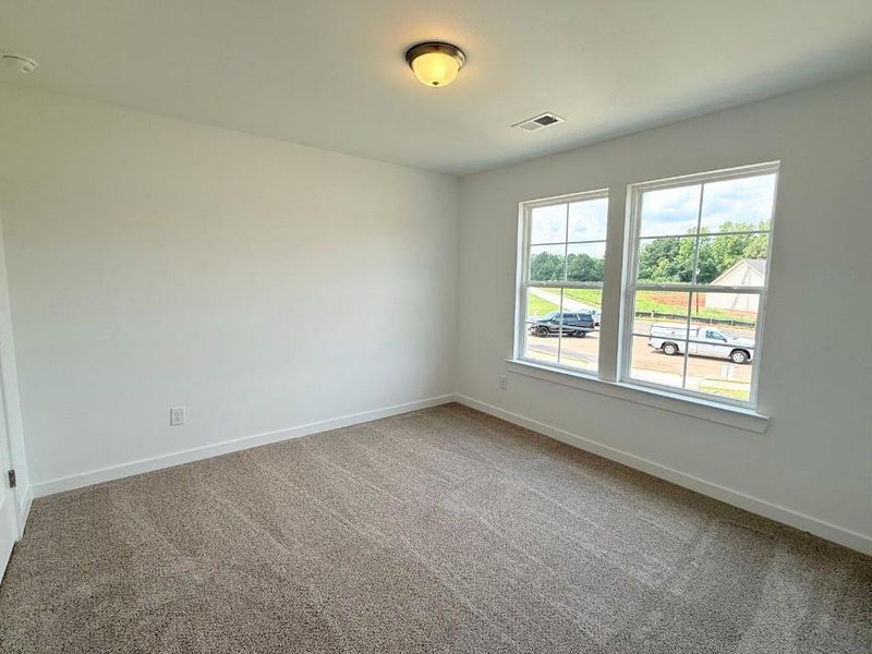 Spacious, unfurnished interior of a new home in Westlyn, Winder (Image 12).