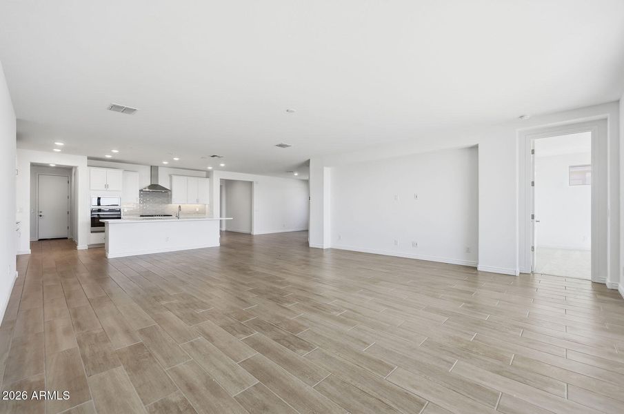 PHX_Miravida_Lot 1044_Imperial_14777_Gre