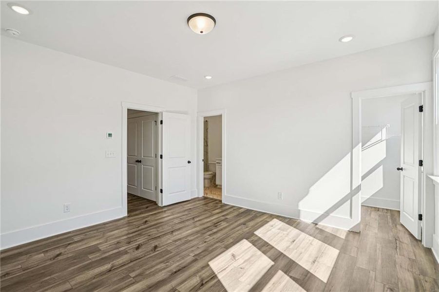 Spacious, unfurnished interior of a new home in Park Vue, Atlanta (Image 30).