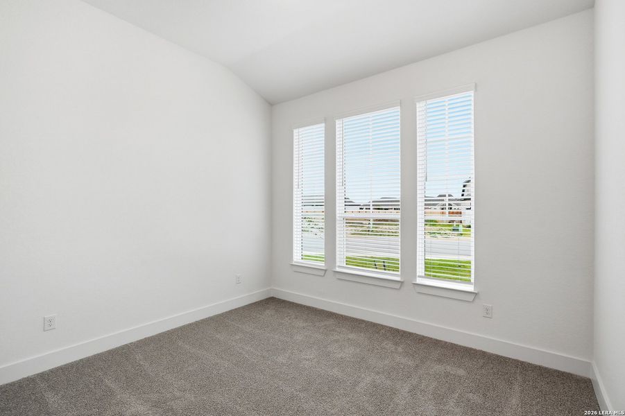 Spacious, unfurnished interior of a new home in Alsatian Oaks, Castroville (Image 21).