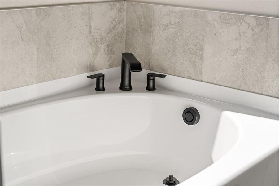 Close-up of interior finishes inside a home in , Sebring (Image 20).