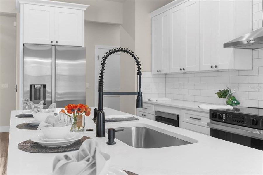 Close-up of interior finishes inside a home in , Weeki Wachee (Image 22).