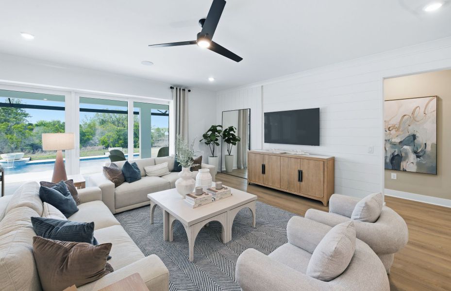 Representative furnished interior of a home built from the Easley Grande by Pulte Homes in Reagan Landing, Bradenton (Image 15).