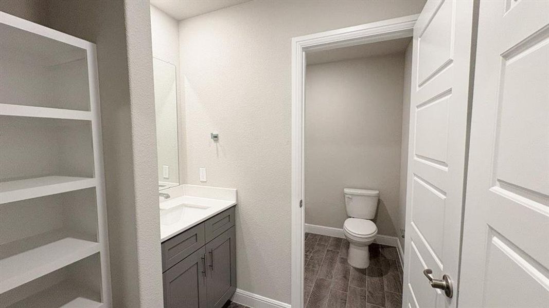 Furnished interior view inside a new home in Sandstone Estates, Granbury (Image 7). Furnished interior view inside a new home in Sandstone Estates, Granbury (Image 7).