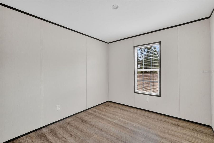 Spacious, unfurnished interior of a new home in , Ocala (Image 30).