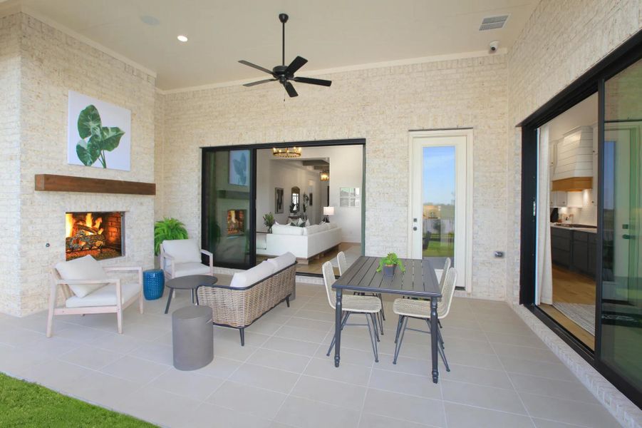Exterior details and patio area of a home in Meridiana 70', Manvel (Image 2). Exterior details and patio area of a home in Meridiana 70', Manvel (Image 2).
