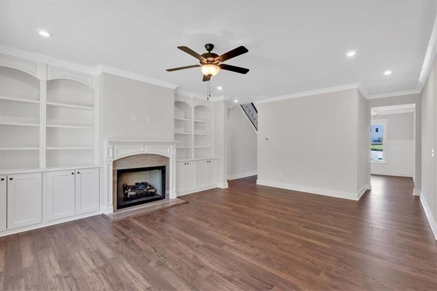 Furnished interior view inside a new home in Springside Reserve, Powder Springs (Image 16). Furnished interior view inside a new home in Springside Reserve, Powder Springs (Image 16).