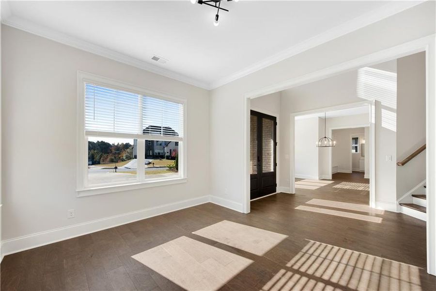 Spacious, unfurnished interior of a new home in The Retreat at Caney Creek, Alpharetta (Image 47).