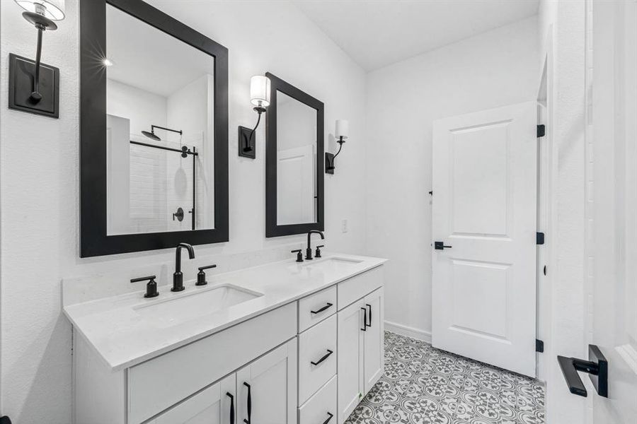 Furnished interior view inside a new home in Caldwell Lakes, Dallas (Image 8). Furnished interior view inside a new home in Caldwell Lakes, Dallas (Image 8).