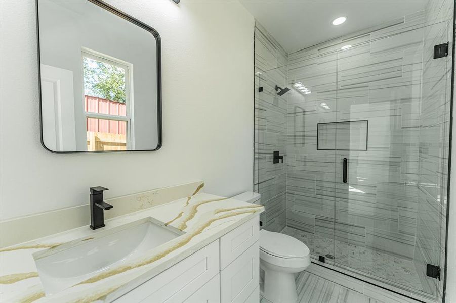 Furnished interior view inside a new home in , Sulphur Springs (Image 6).