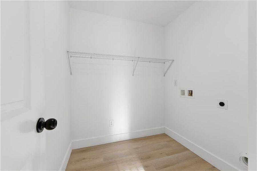 Spacious, unfurnished interior of a new home in , Acworth (Image 36). Spacious, unfurnished interior of a new home in , Acworth (Image 36).