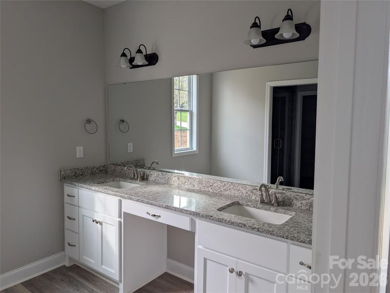 Master Bath Vanity w/ Dressing area