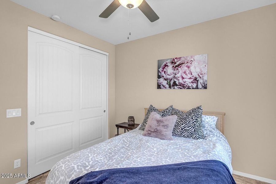 HK5A0639-1280 HK5A0639-1280