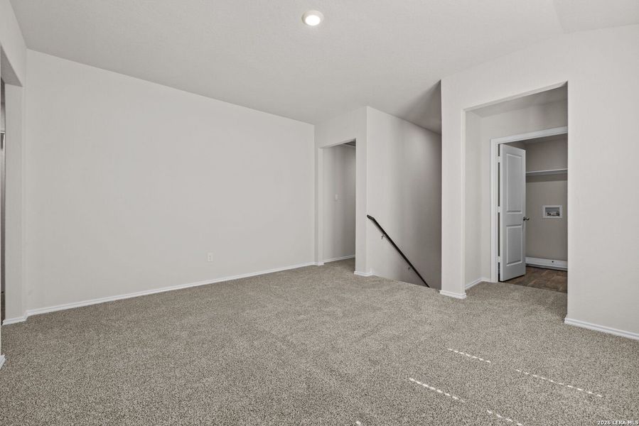 Spacious, unfurnished interior of a new home in Riverstone at Westpointe, San Antonio (Image 20).