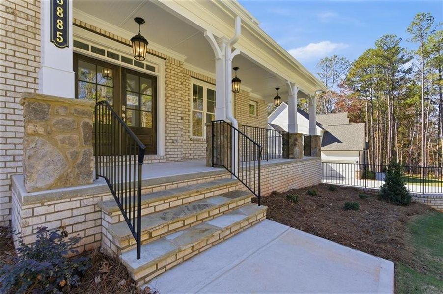 Exterior details and patio area of a home in Ford Landing, Acworth (Image 4).