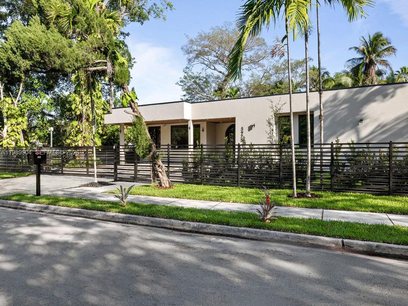 Image 27 of a home in .