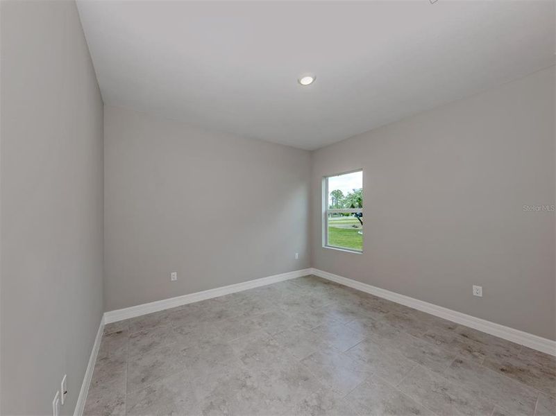 Spacious, unfurnished interior of a new home in , North Port (Image 31).