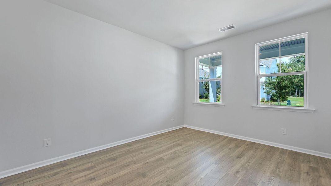 Spacious, unfurnished interior of a new home in Founders Corner, Summerville (Image 38).