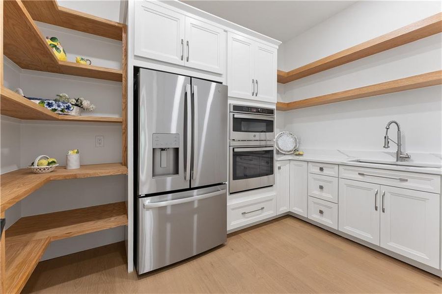 Furnished interior view inside a new home in , Monroe (Image 12).