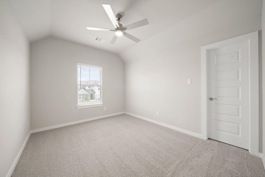 Spacious, unfurnished interior of a new home in Morton Creek Ranch, Katy (Image 17). Spacious, unfurnished interior of a new home in Morton Creek Ranch, Katy (Image 17).