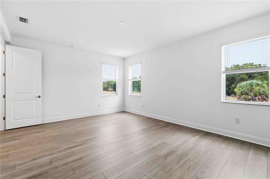 Spacious, unfurnished interior of a new home in Creeks Edge at Twin Rivers, Parrish (Image 49). Spacious, unfurnished interior of a new home in Creeks Edge at Twin Rivers, Parrish (Image 49).
