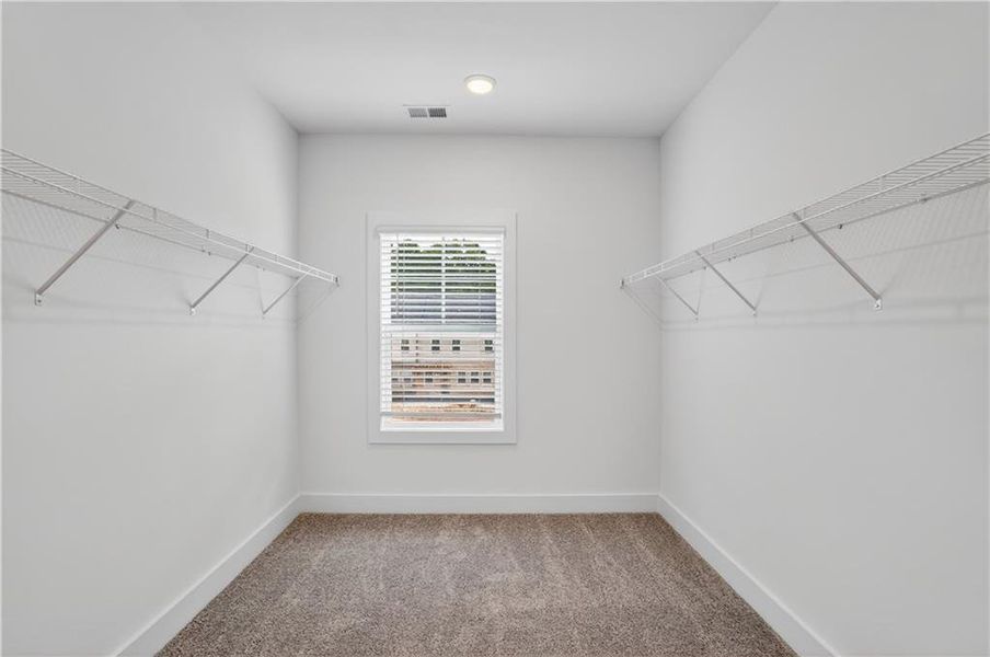 Spacious, unfurnished interior of a new home in Governors Parc, Kennesaw (Image 18).