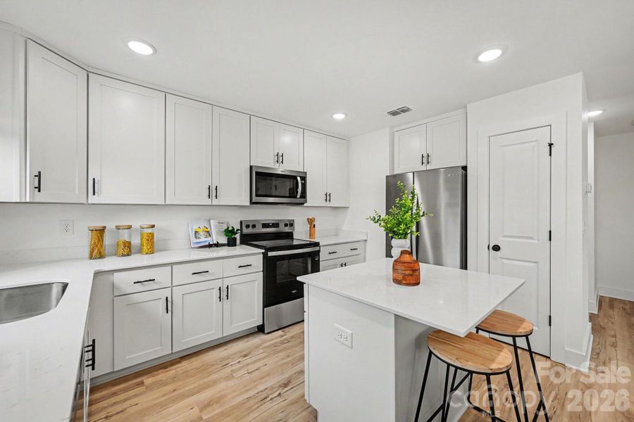 Furnished interior view inside a new home in , Kannapolis (Image 8).