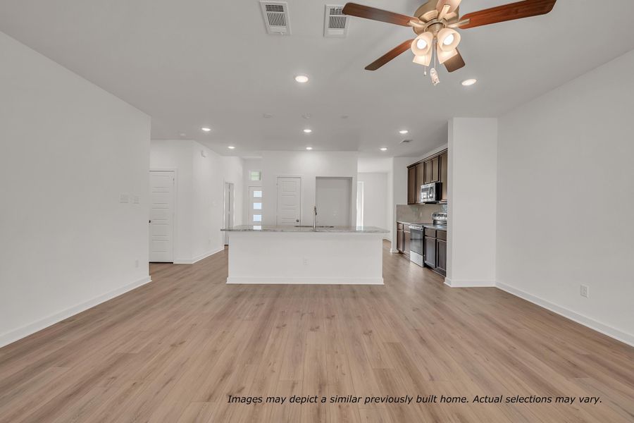 Spacious, unfurnished interior of a new home in Wellington Place, Tyler (Image 13). Spacious, unfurnished interior of a new home in Wellington Place, Tyler (Image 13).