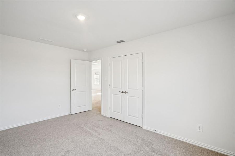 Spacious, unfurnished interior of a new home in Southridge - Spring Series, McKinney (Image 28). Spacious, unfurnished interior of a new home in Southridge - Spring Series, McKinney (Image 28).