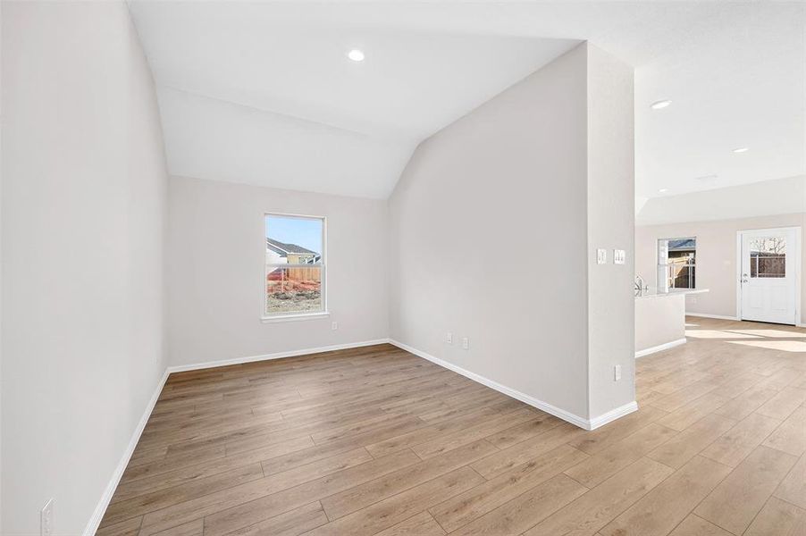 Spacious, unfurnished interior of a new home in Verandah, Royse City (Image 18).