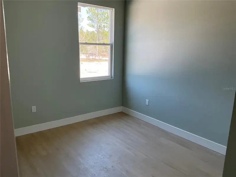Spacious, unfurnished interior of a new home in , Deltona (Image 10).