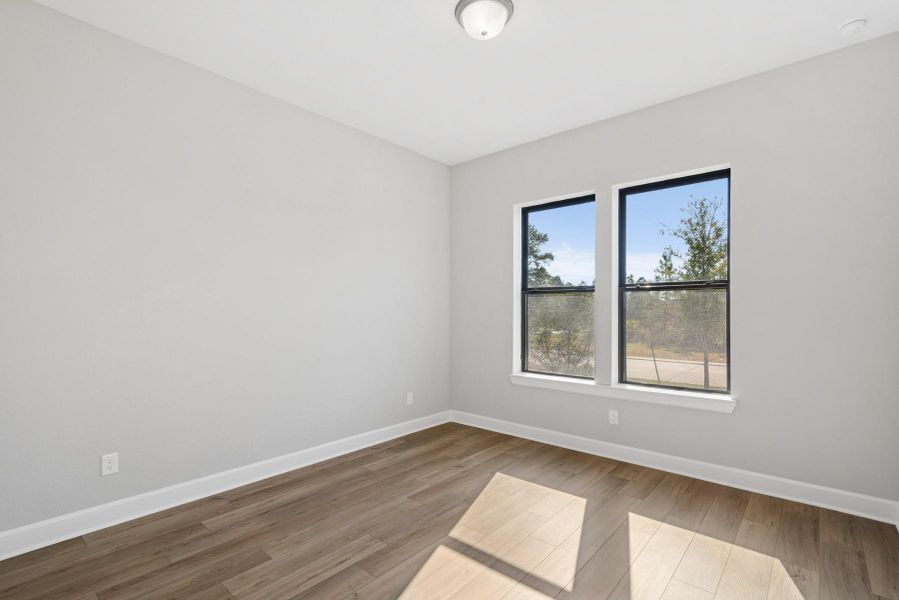 Spacious, unfurnished interior of a new home in Kresston, Magnolia (Image 25).