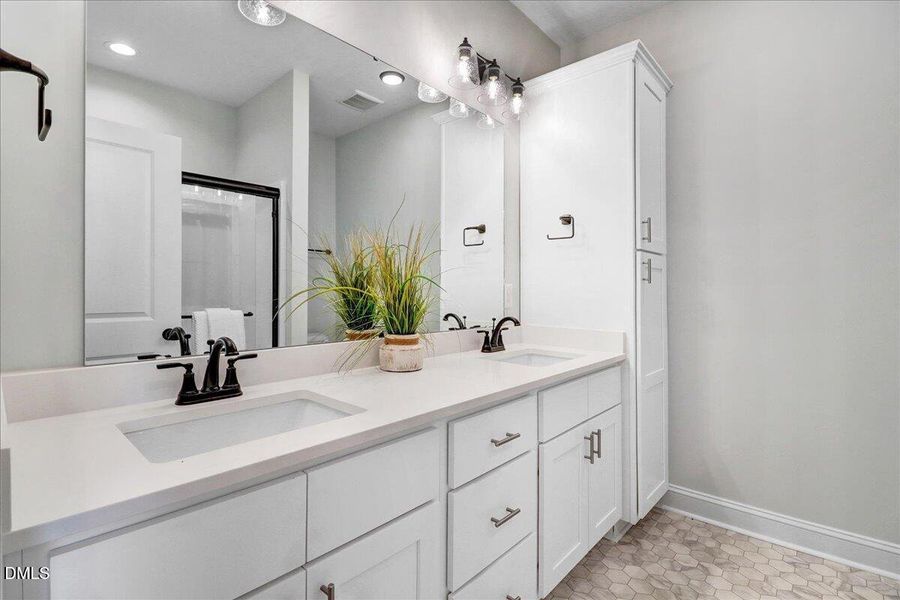 25-512 S Vance St-25